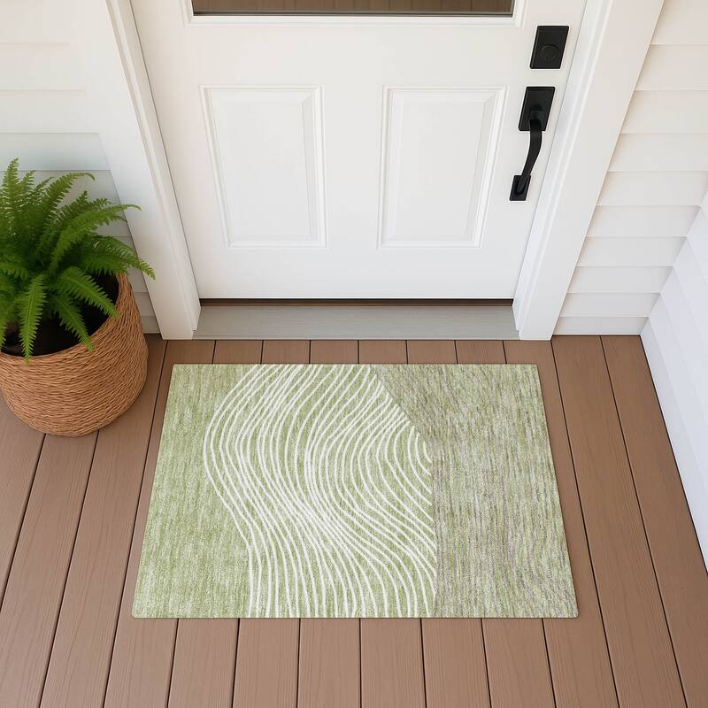 Machine Washable Indoor/ Outdoor Modern Arches Chantille Rug - Aloe - 1'8" x 2'6"