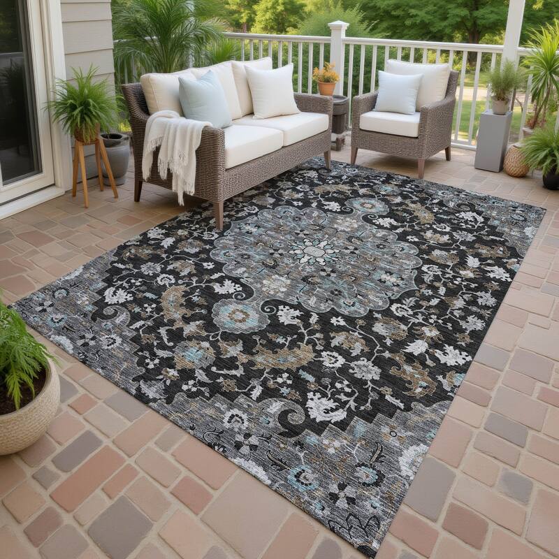 Machine Washable Indoor/ Outdoor Traditional Indore Chantille Rug - Black - 3' x 5'