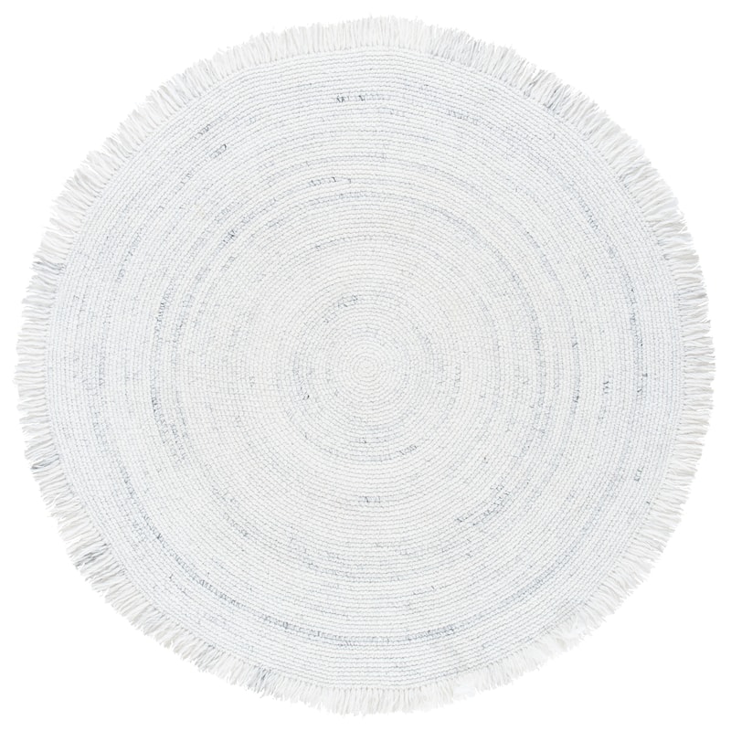 SAFAVIEH Handmade Braided Pelagia Fringe Round Rug