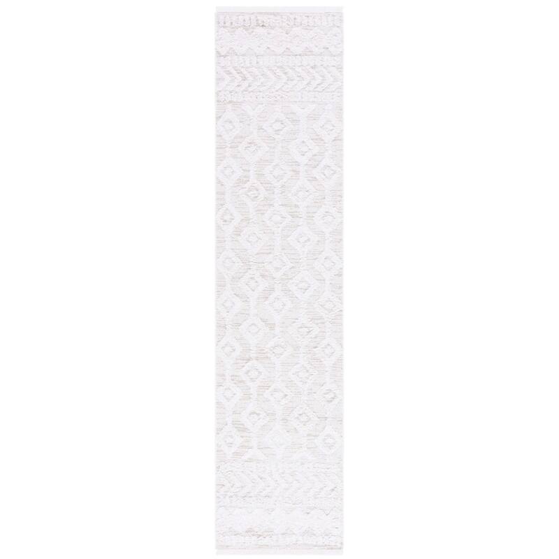 SAFAVIEH Augustine Vaili Moroccan Boho Fringe Rug