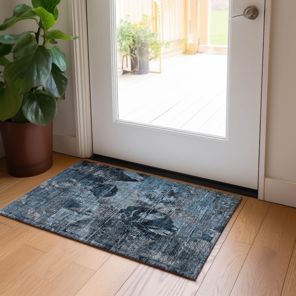 Machine Washable Indoor/ Outdoor Abstract Leaves Chantille Rug