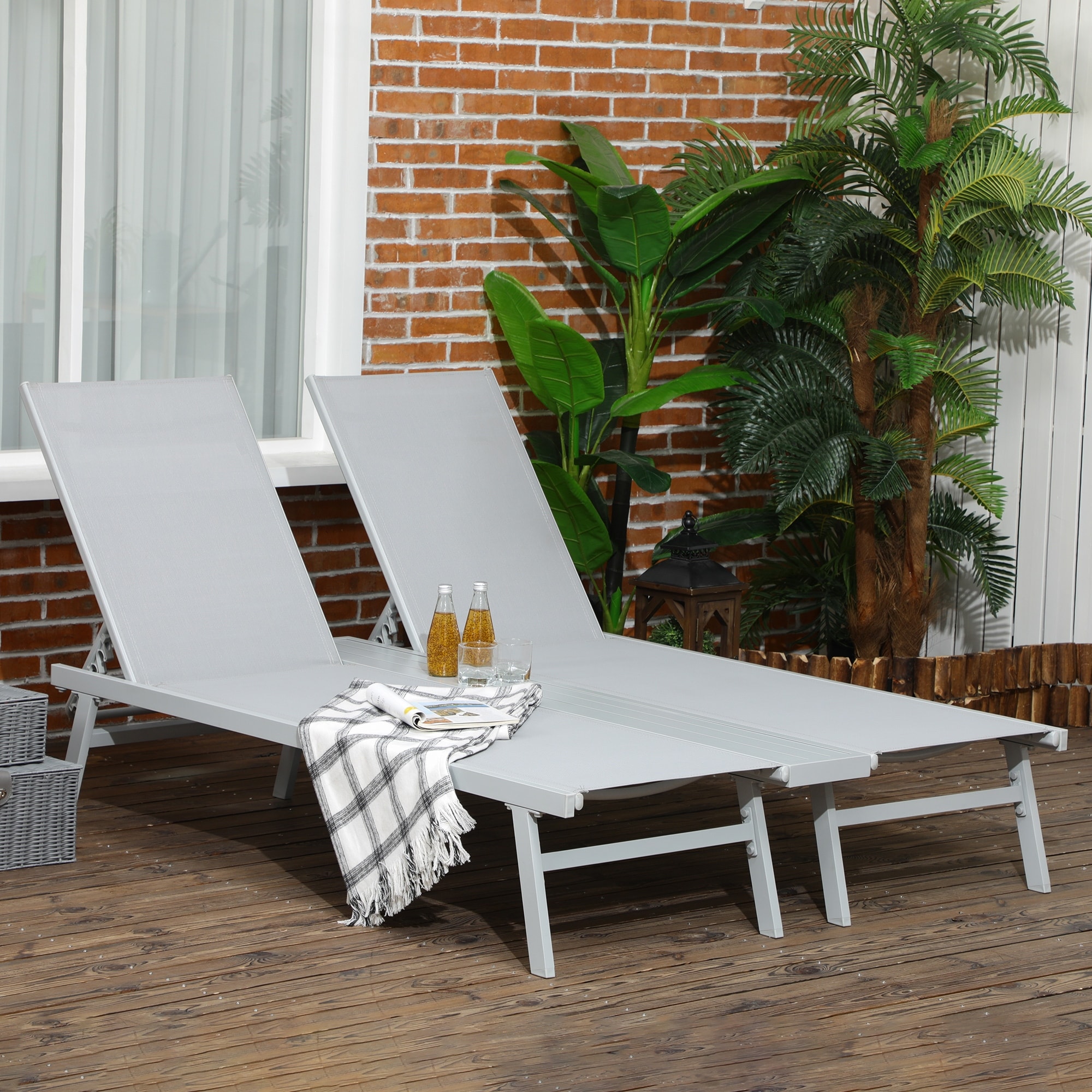 Outside tanning chairs cheap