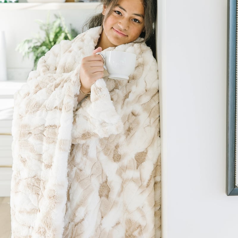 Minky Designs Luxurious Posh Faux Fur Minky Blankets