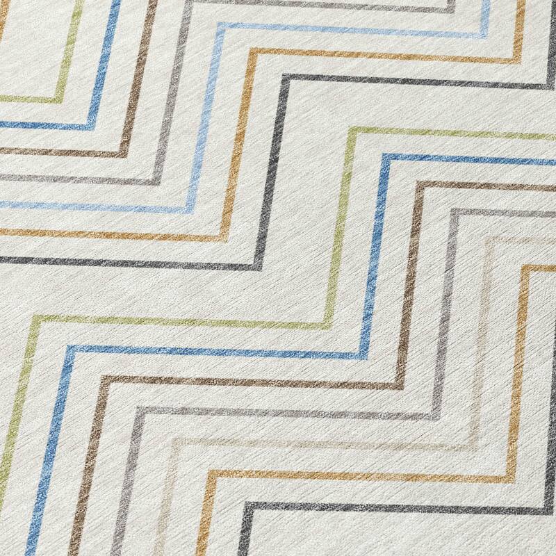 Machine Washable Indoor/ Outdoor Modern Chevron Chantille Rug