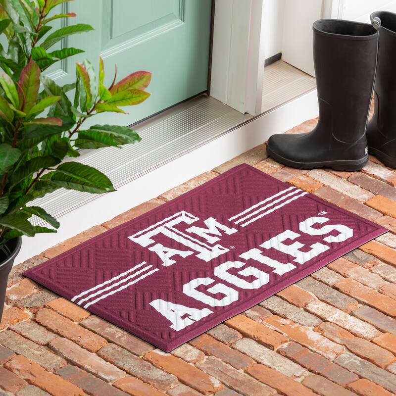 30 in. x 18 in. Embossed Mat, Cross Hatch, Texas A&M
