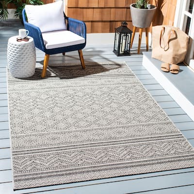 SAFAVIEH Courtyard Charmaine Indoor/ Outdoor Waterproof Patio Backyard Rug