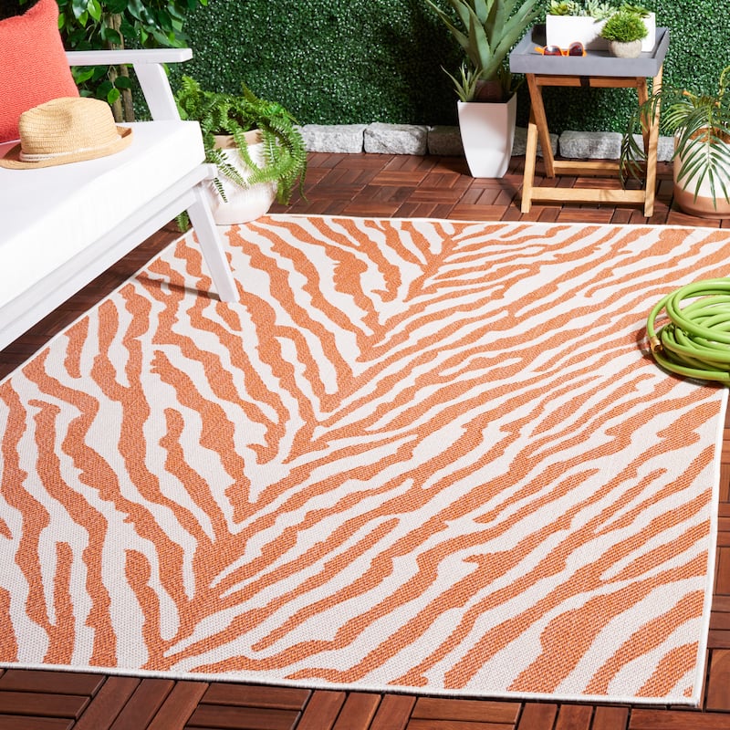 SAFAVIEH Bermuda Edeline Geometric Indoor/Outdoor Waterproof Rug