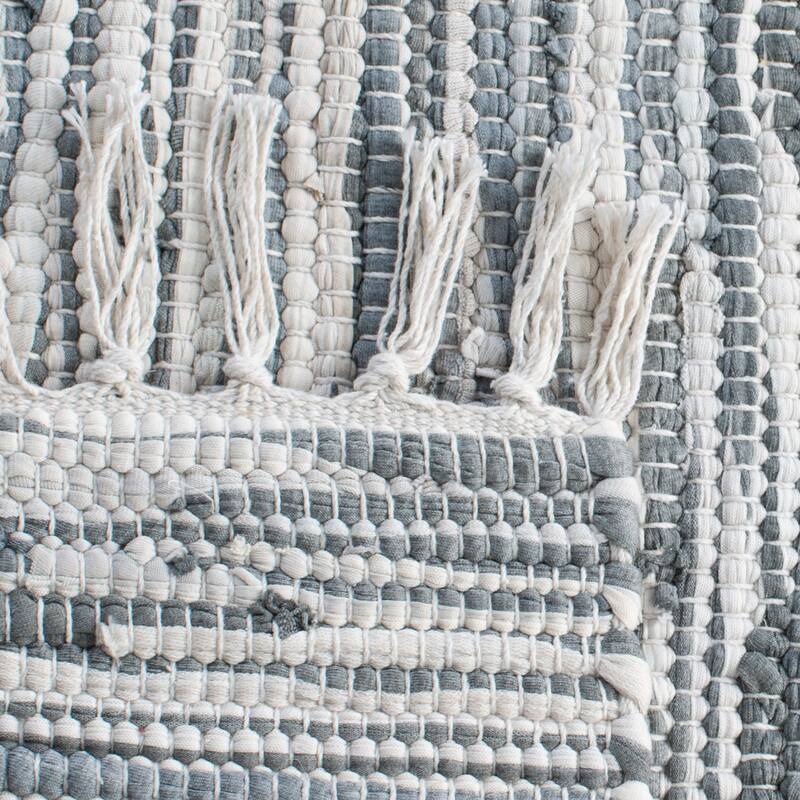 SAFAVIEH Handmade Flatweave Montauk Gjyle Casual Cotton Rug - Silver - 4' x 6'