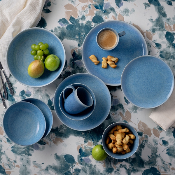 Colorwave Kiln Azure Round Vegetable Bowl, 9.5