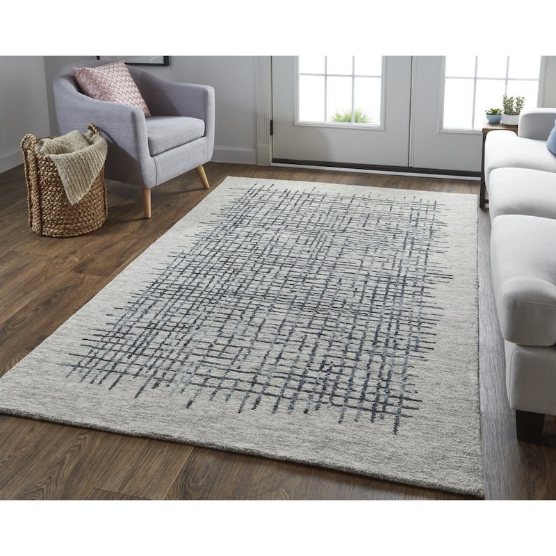 Wiyix Hand Tufted Traditional Stain Resistant Durable Area Rug By HomeRoots - 8' x 10'