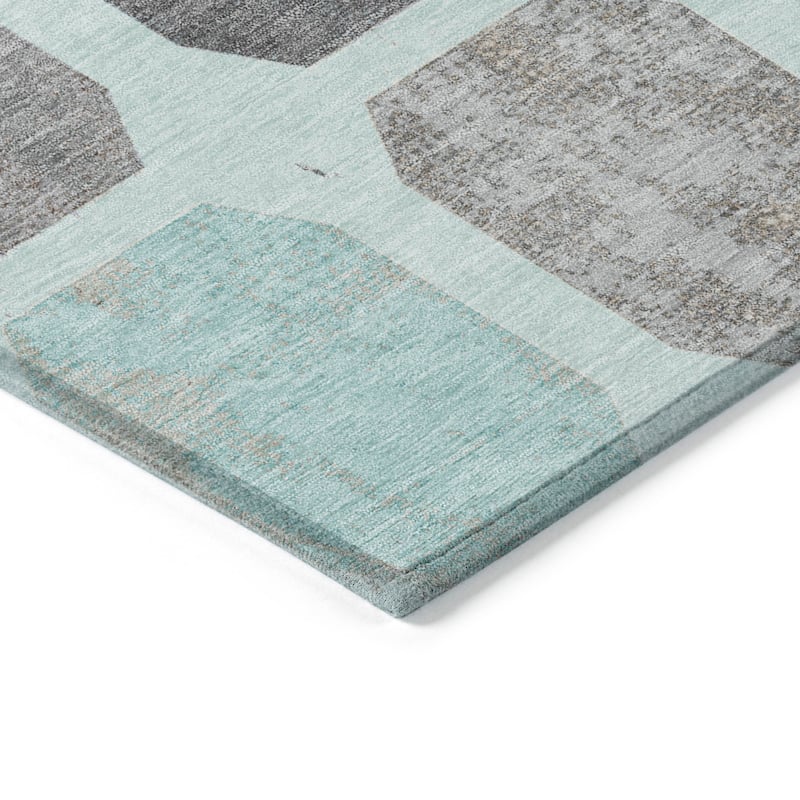 HomeRoots Geometric Transitional Rectangle Outdoor Rug