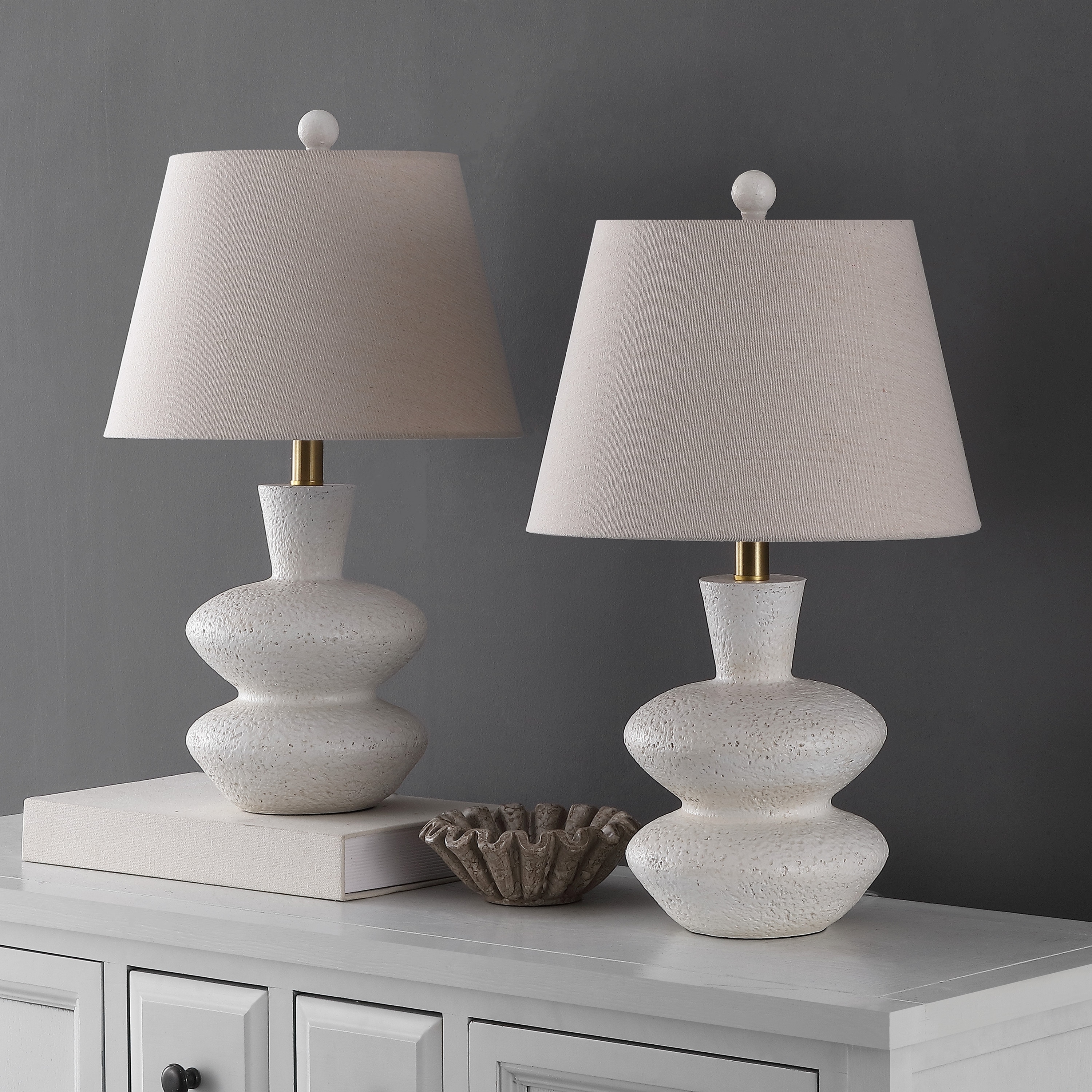 SAFAVIEH Lighting Mecca 22-Inch Resin Table Lamp (Set of 2) - 13"W x 13"D x 22"H