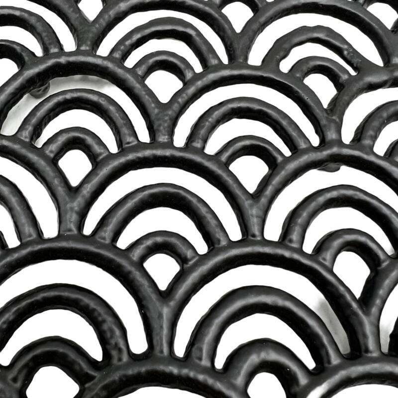 Decorative Handmade Aluminum Round Platter Bowl in Black