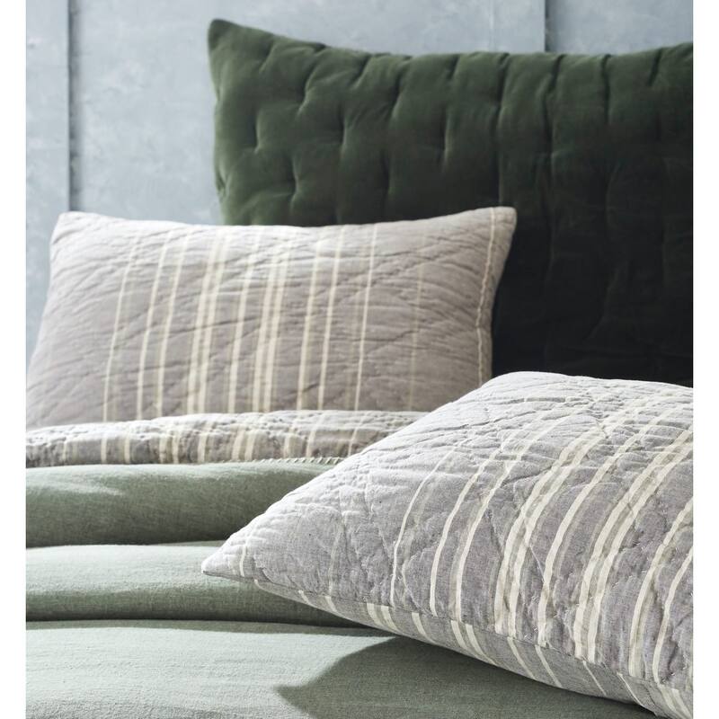 Raphael, Cotton Blend, Natural, Quilt