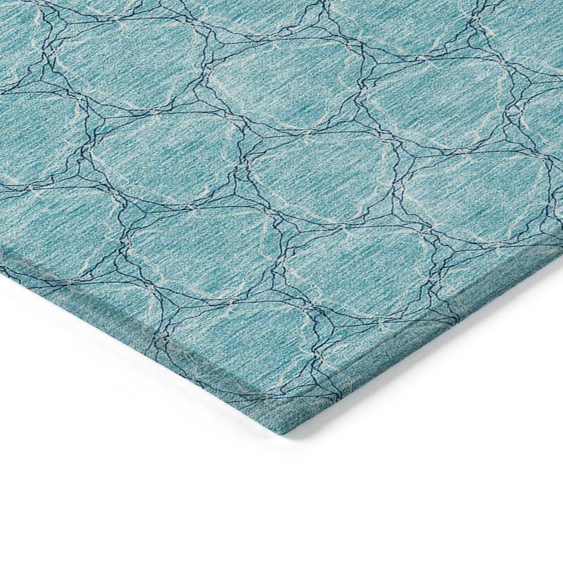 Machine Washable Indoor/ Outdoor Abstract Trellis Chantille Rug