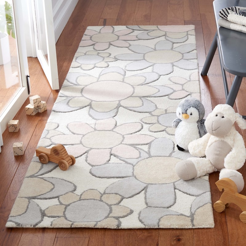 SAFAVIEH Handmade Kids Khadijah Floral Wool Rug - 2'6" x 8' Runner - Ivory/Pink