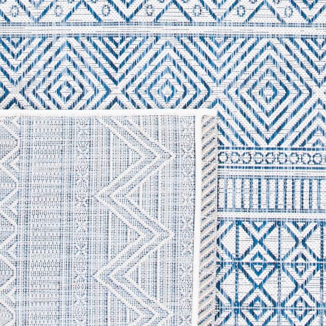 SAFAVIEH Courtyard Zorana Indoor/ Outdoor Waterproof Patio Backyard Rug