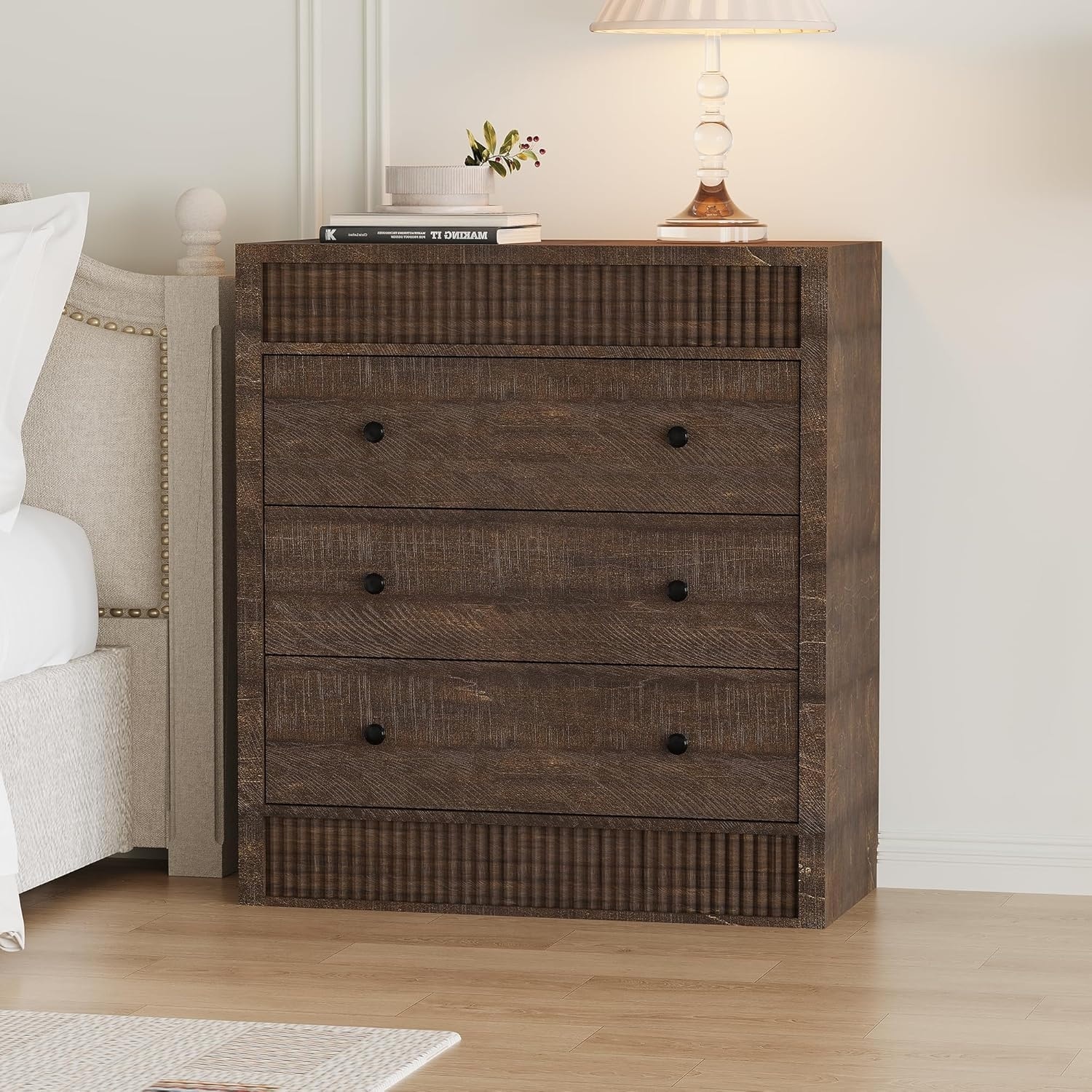 31.5" 3 Drawer Dresser, Fluted Wood Nightstand, Bedroom Hallway Storage, Oak