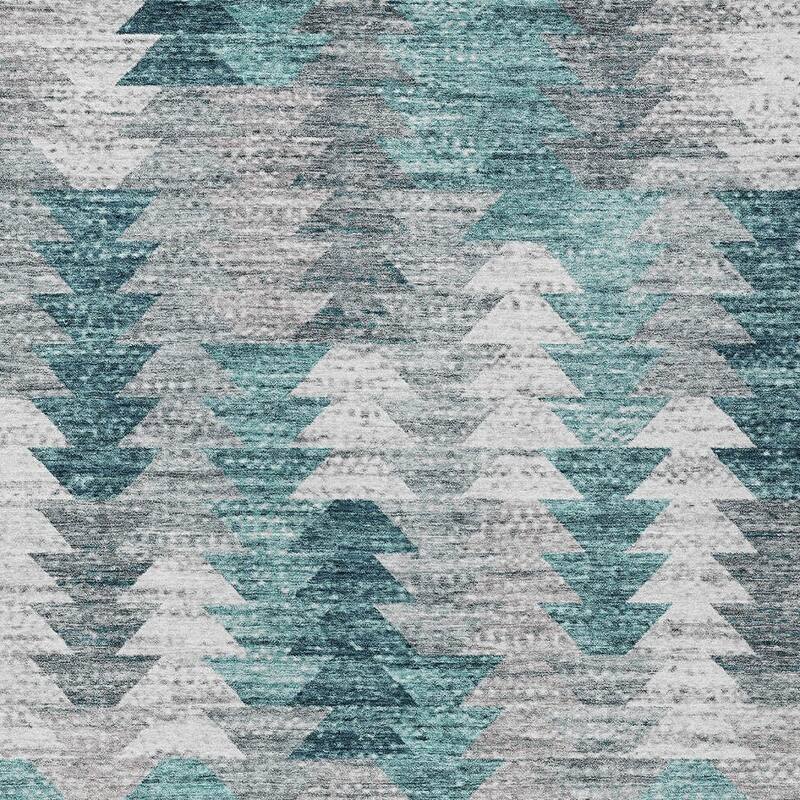 HomeRoots Geometric Transitional Rectangle Outdoor Rug