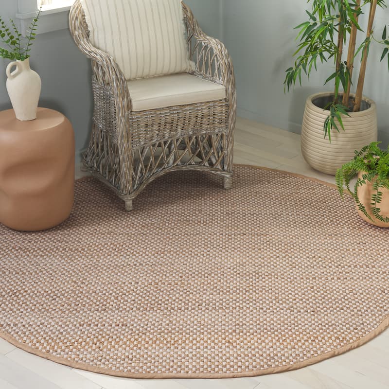 SAFAVIEH Handmade Montauk Hamide Cotton Rug - 6' Round - Natural/Yellow