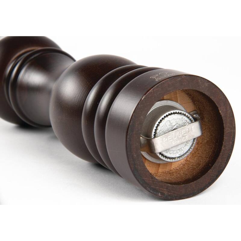 Peugeot Paris Classic 7-Inch Pepper Mill, Chocolate
