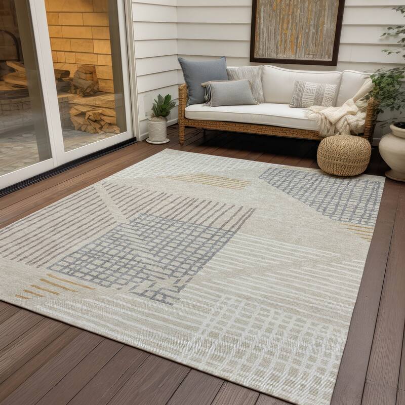 Machine Washable Indoor/ Outdoor Casual Contemporary Chantille Rug