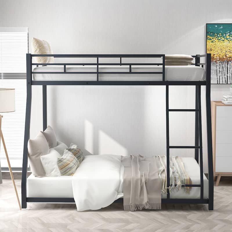 Stylish Twin Over Full Metal Bunk Bed - Space-Saving Design with Inclined Ladder, Perfect for Guests