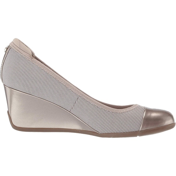 anne klein women's taite wedge pump