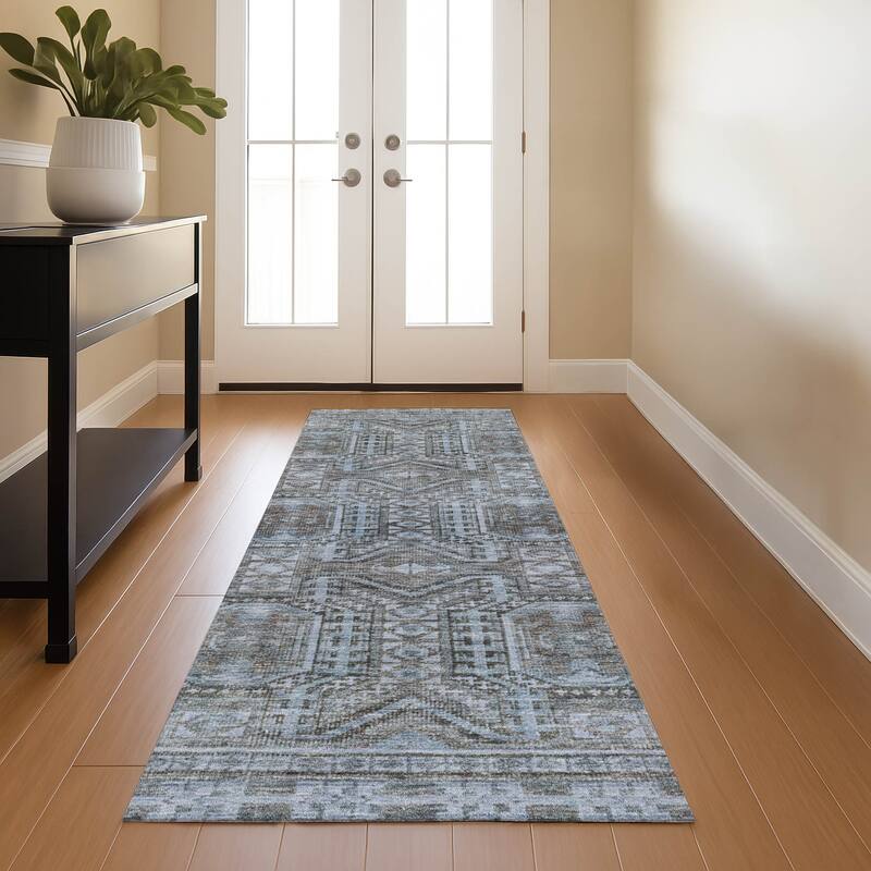 Premium Washable Super Soft Traditional Global Mayfield Rug - Chocolate - 2'3" x 7'6"
