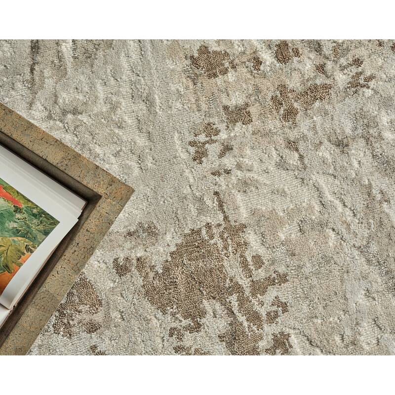 Exquisite Rugs Luxury Laureno Hand-Knotted Bamboo Silk Ivory/Beige Area Rug