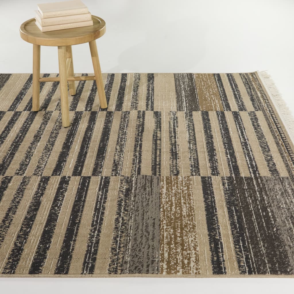 Stahl Vintage Geometric Area Rug