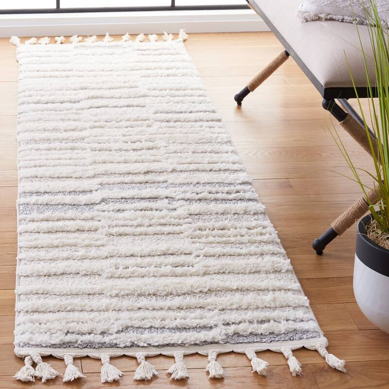 SAFAVIEH Moroccan Tassel Shag Mariola 2-inch Thick Rug - 2'3" x 8' Runner - Beige/Ivory - Runner
