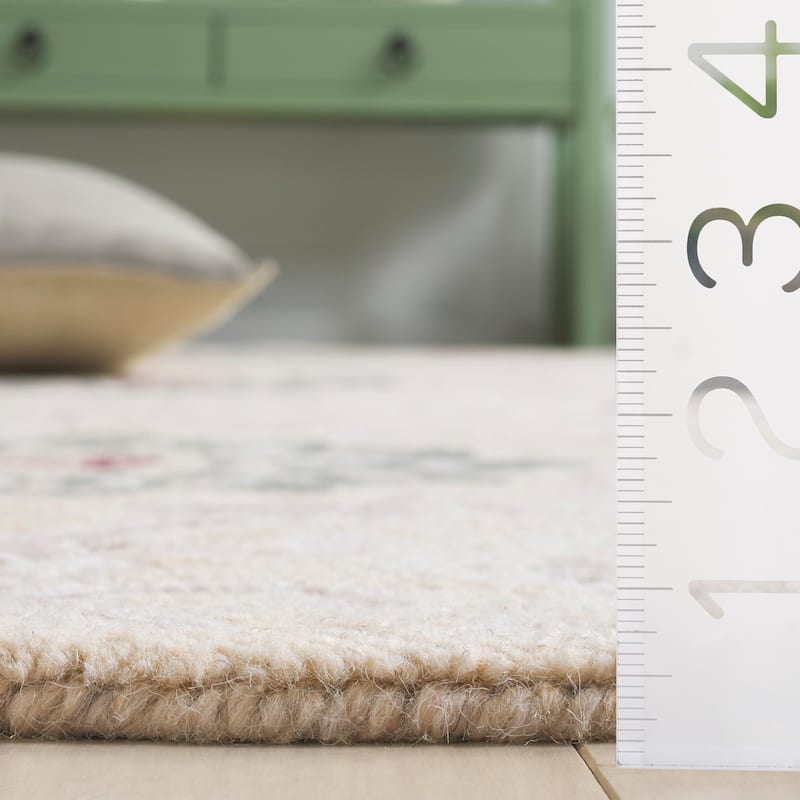 SAFAVIEH Handmade Metro Roxandra Wool Rug