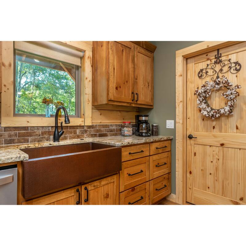 35-in Hammered Copper Apron Front Single Basin Kitchen Sink (KASDB35229)