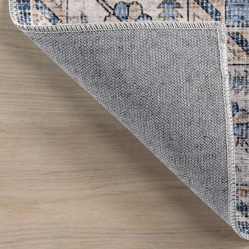 Nuloom Noemie SplashGuard Vintage Medallion Machine Washable Area Rug