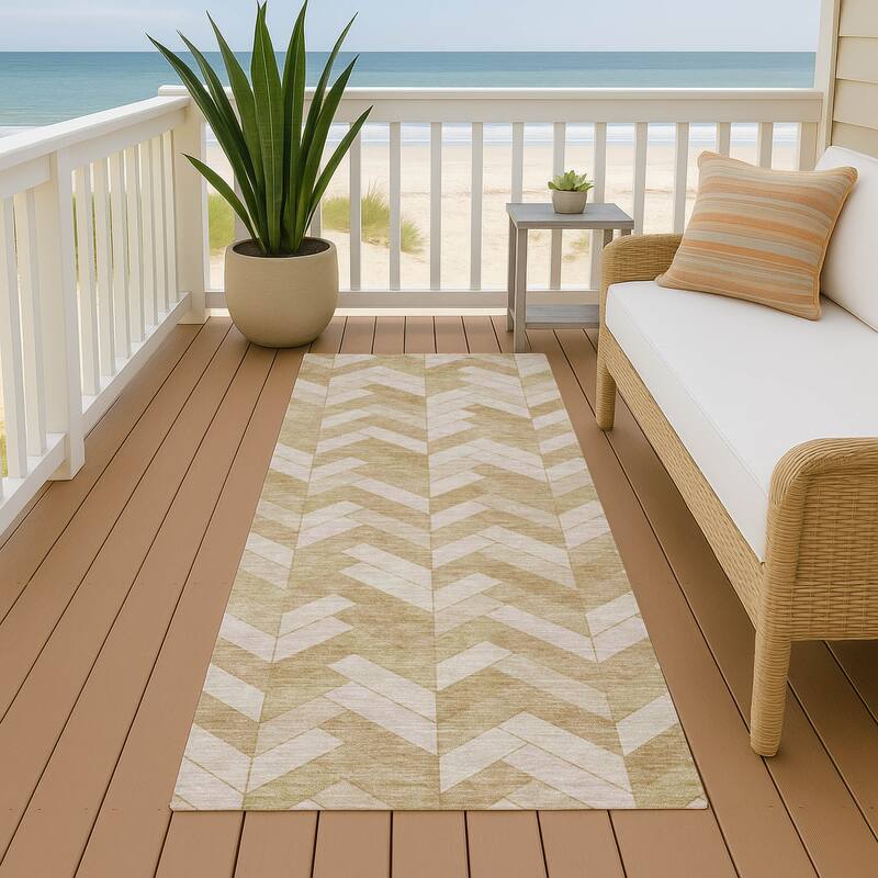 Machine Washable Indoor/ Outdoor Modern Chevron Chantille Rug - Wheat - 2'3" x 7'6"