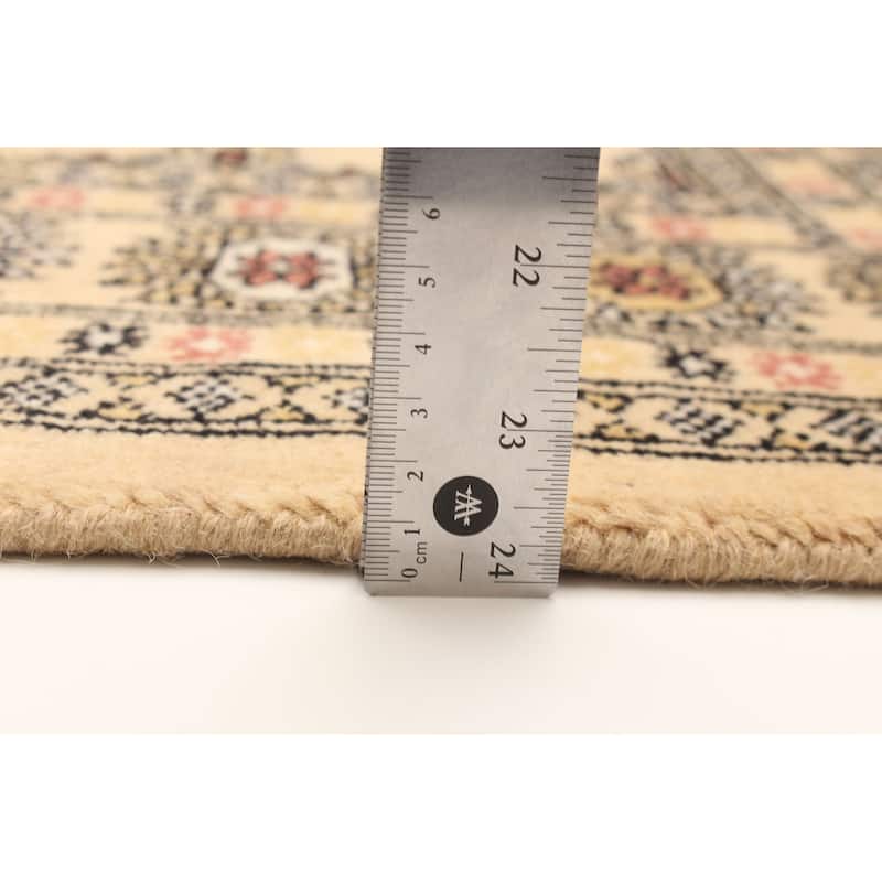 ECARPETGALLERY Hand-knotted Peshawar Bokhara Beige Wool Rug - 4'8 x 6'8