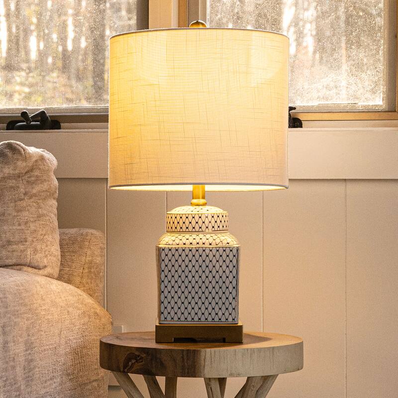 Catherine 21.5" Ceramic/Metal Ginger Jar LED Table Lamp, White/Navy by JONATHAN Y
