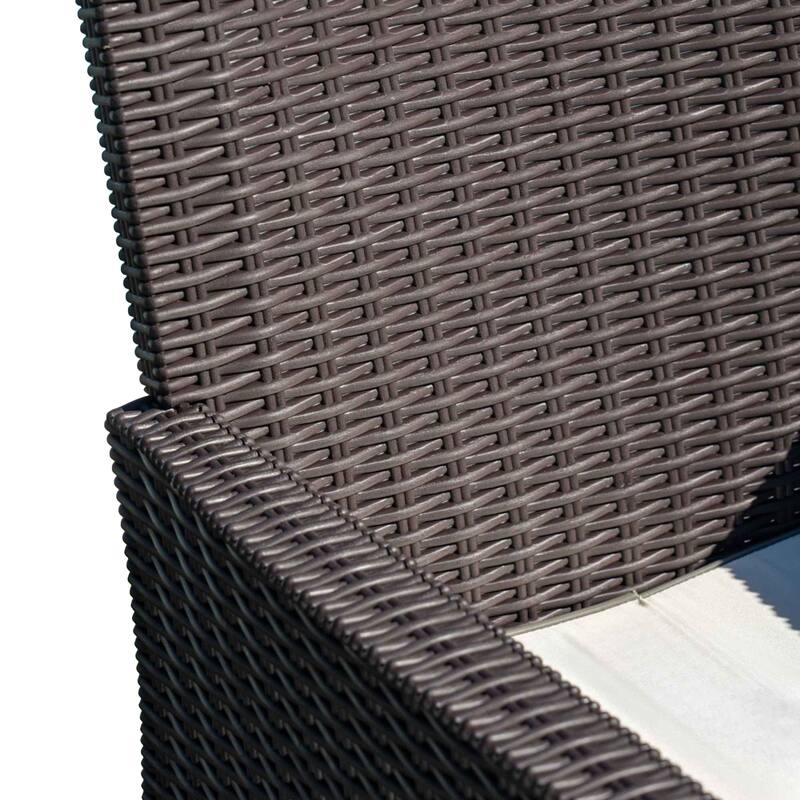 Nova Set of 2 Lounge Chairs W/Cushion