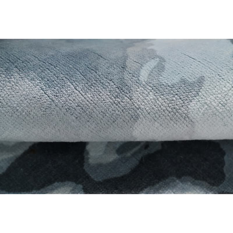 Hand Knotted Oriental Viscose Silk Carpet Modern Animal Pictorial Greys & Charcoal Abstract Area Rug - 7' 10'' X 5' 10''