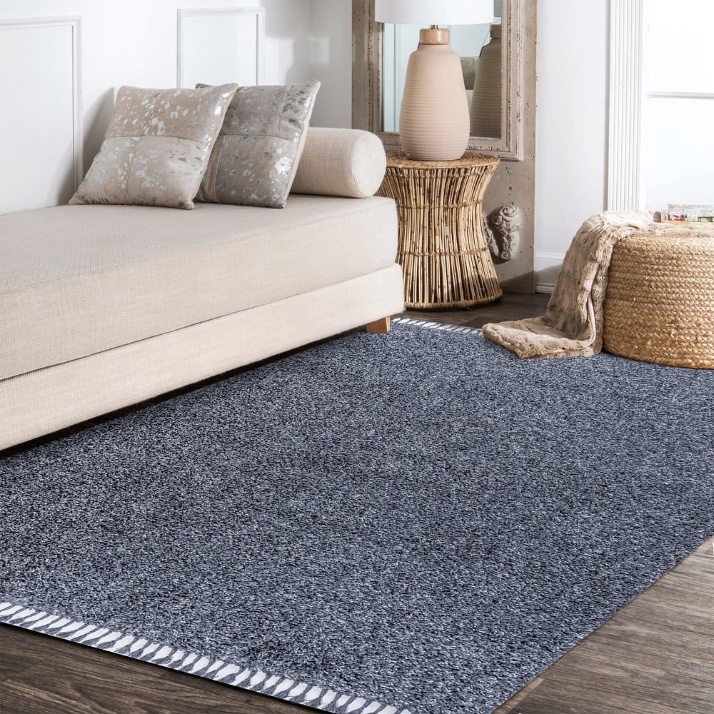 JONATHAN Y Modern Shag Plush Tassel Area Rug
