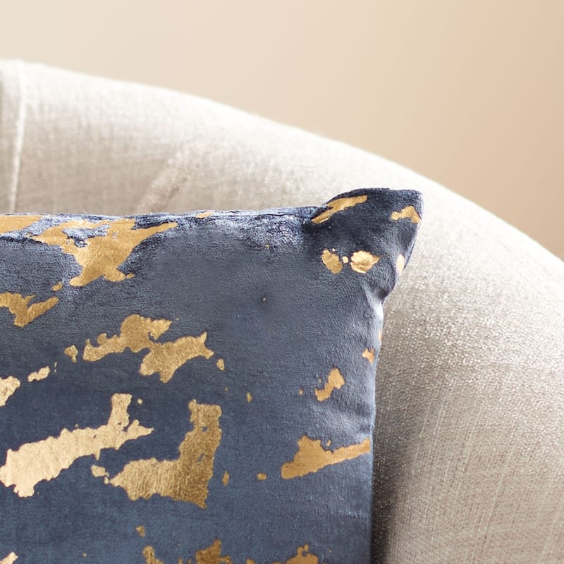 SAFAVIEH Safa Decorative Throw Pillow