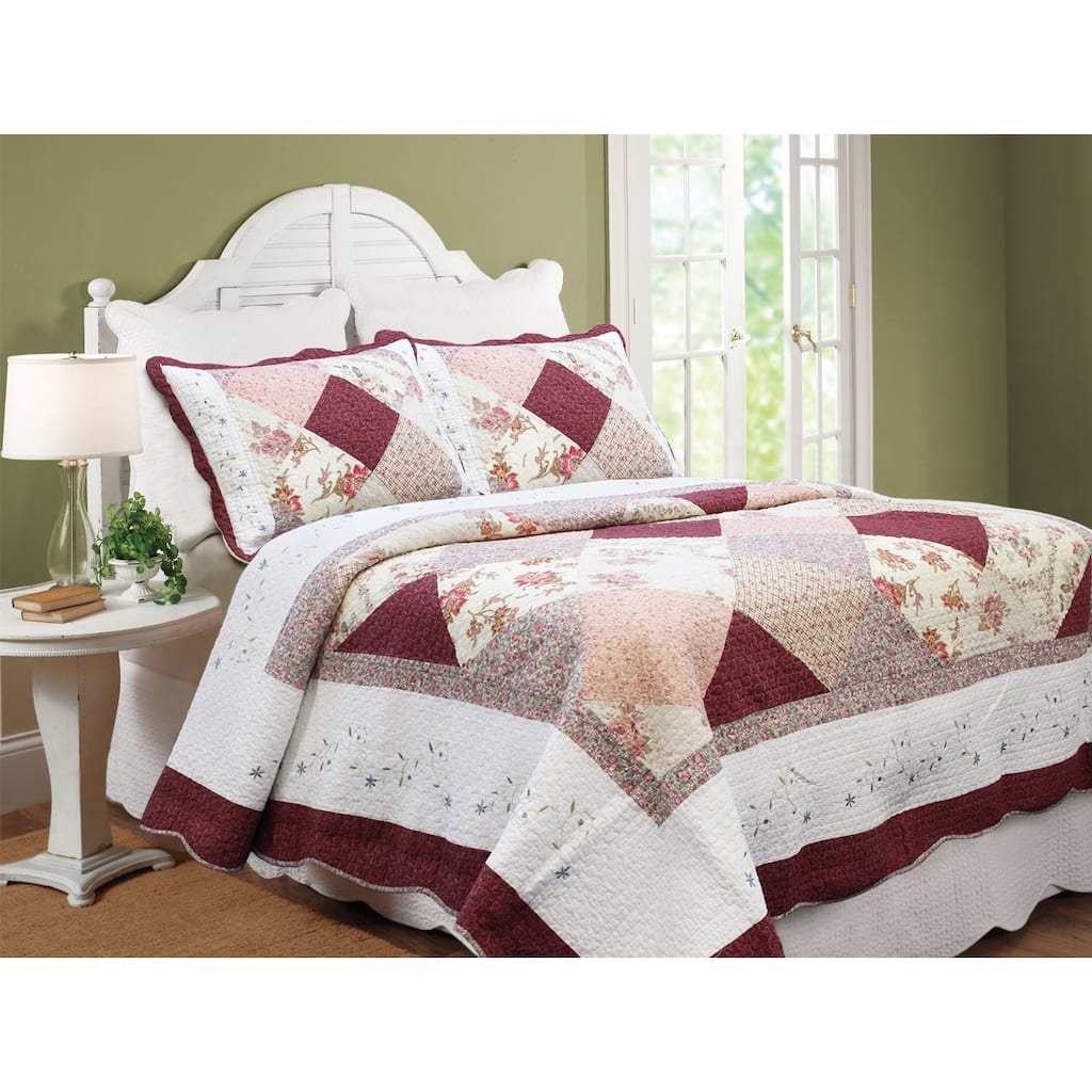 Cozy Line Georgia Burgundy Cotton Patchwork 3-piece Quilt Bedding Set