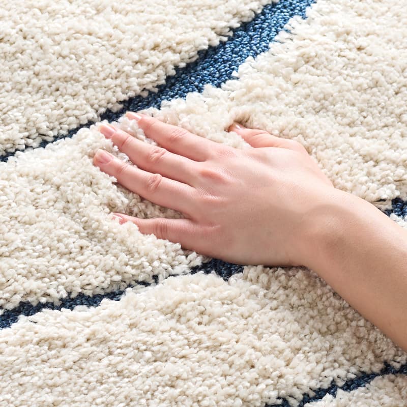 SAFAVIEH Florida Shag Borbala Soft Serene Waves 1.2-inch Thick