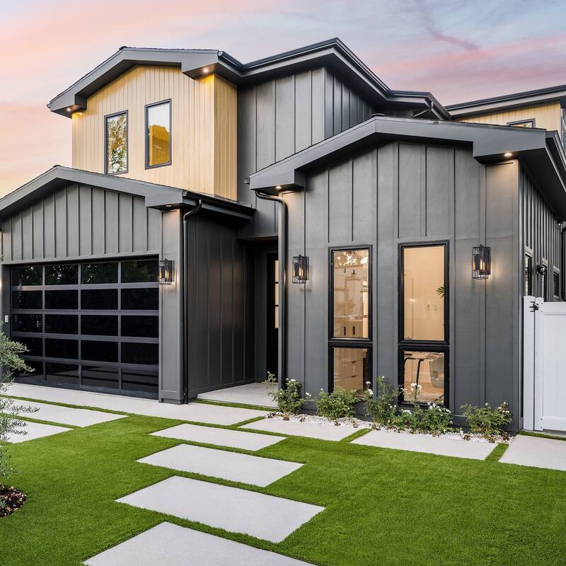 Designers Fountain D351M-18EW Edgehill 18" Tall Outdoor Wall Sconce