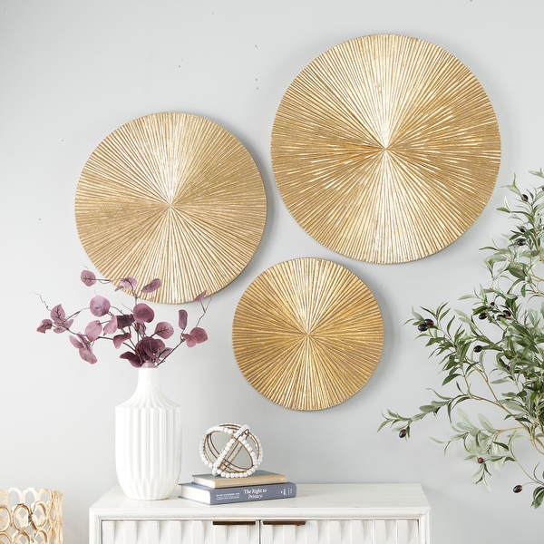 CosmoLiving by Cosmopolitan Gold MDF Contemporary Wall Decor Set