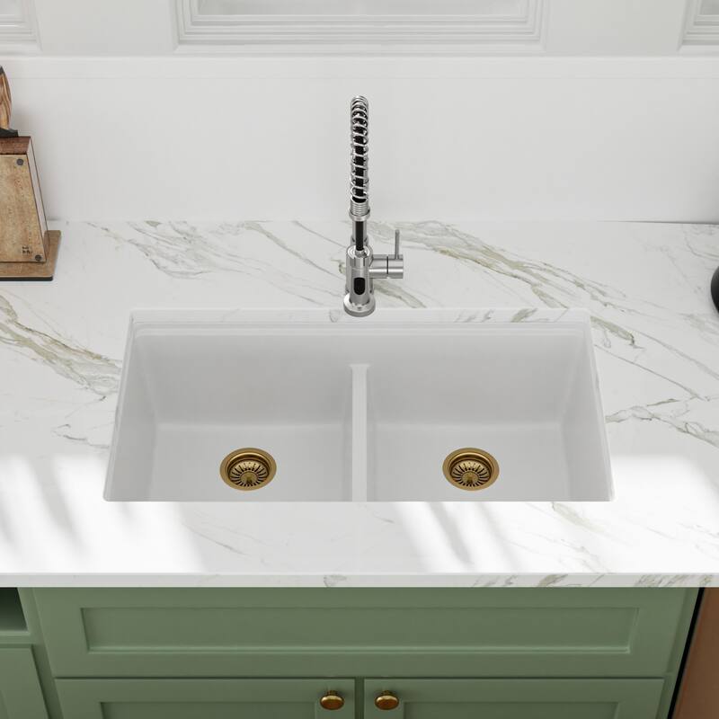 Lordear 33" Kitchen Sink Double Bowl Undermount Workstation Low Divider Quartz Composite Sink with Accessories