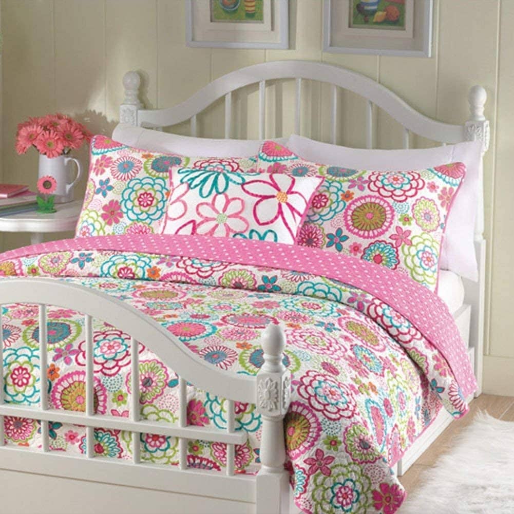 Cozy Line Mariah Pink Floral Quilt Set With Decorative Pillow