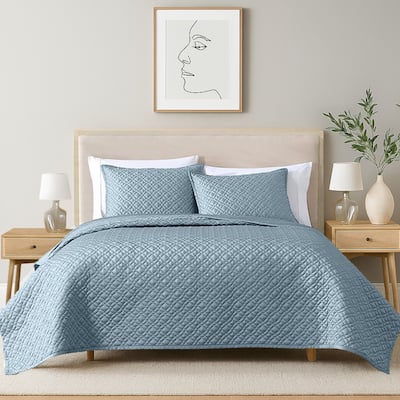Keo 3pc Queen Coverlet Set, Reversible, Shams, Sky Blue Silky Fabric