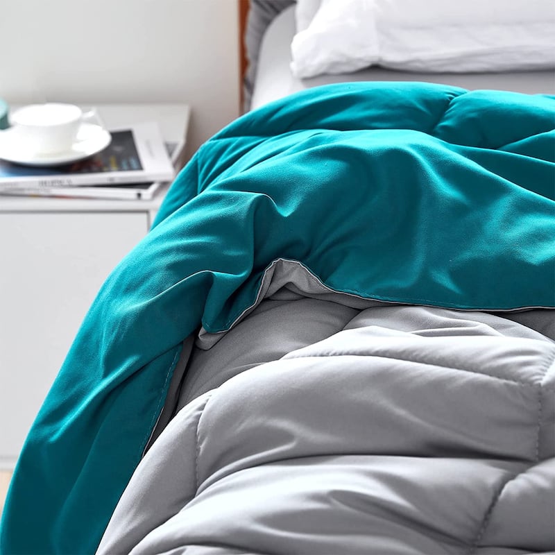 Ultimate Gray/Ocean Depths Teal Reversible Twin XL Comforter